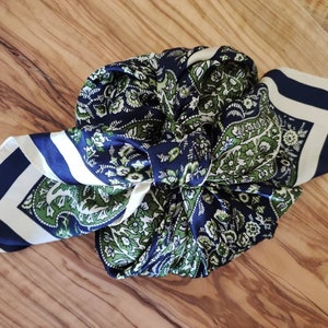 SERVIZIO di CONFEZIONE FUROSHIKI con Foulard 70x70