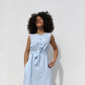 Linen dress//Linen dress ASHLEY//Sleeveless linen dress//Beach linen dress//Linen dress with button opening.