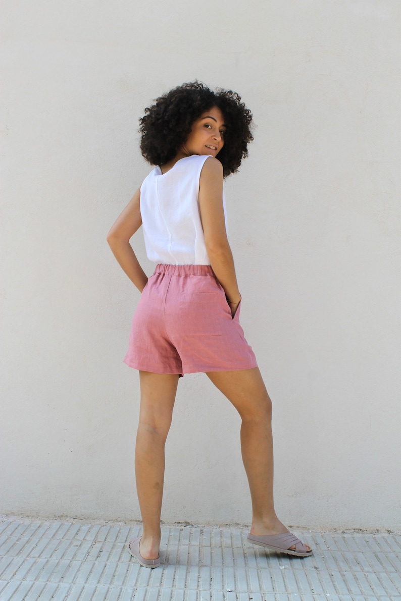 Linen shorts//Linen shorts RENE//pink shorts//buttoned shorts//pocket shorts// image 3