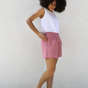 Linen shorts//Linen shorts RENE//pink shorts//buttoned shorts//pocket shorts// image 4