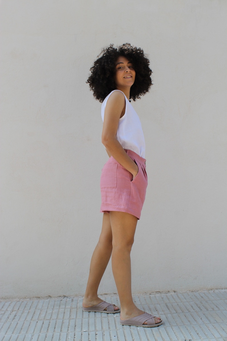 Linen shorts//Linen shorts RENE//pink shorts//buttoned shorts//pocket shorts// image 5