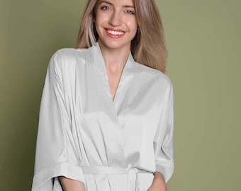 Bridal Party Robes, Bridesmaid Robes satin, Satin Robes Personalized, Bridal Robes, bride Robe, Satin Robes, Personalized robes for her