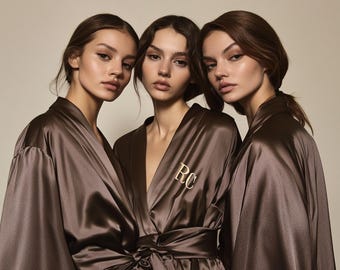 Bruidsmeisjesgewaden, aangepaste satijnen gewaden, bruidsmeisjespyjama, bruidsoutfits, bruidsstamcadeaus, lange satijnen bruidsgewaden