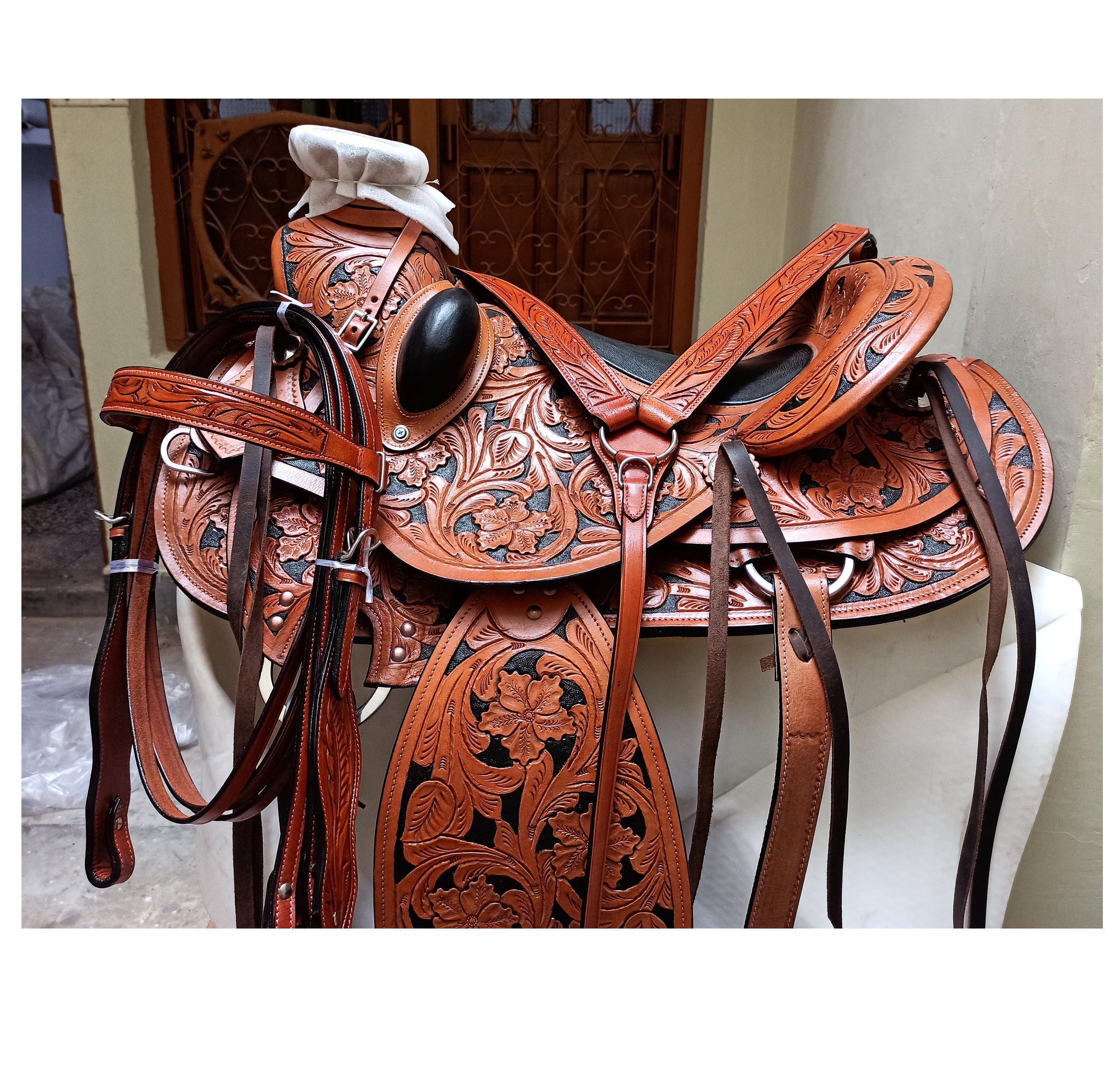 Western saddle with matching Headstall & Breastplate Tan Etsy