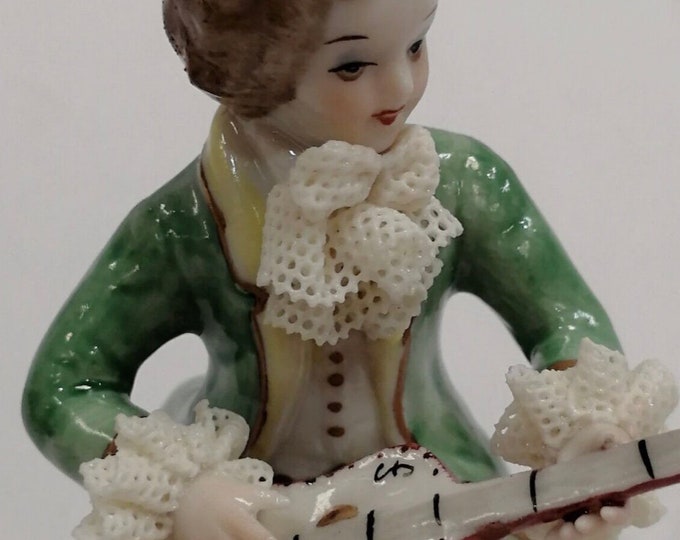 Irish Dresden porcelain, collection boy Mario.