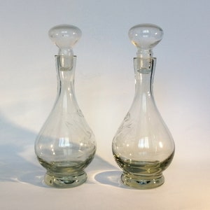 Set of two liqueur carafe. Mid century depression glass decanters. Vintage small wine decanter set.