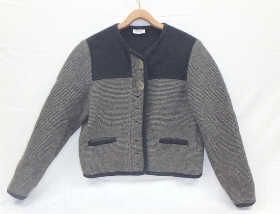 Vintage Austrian Wool two-toned sweater with aweso