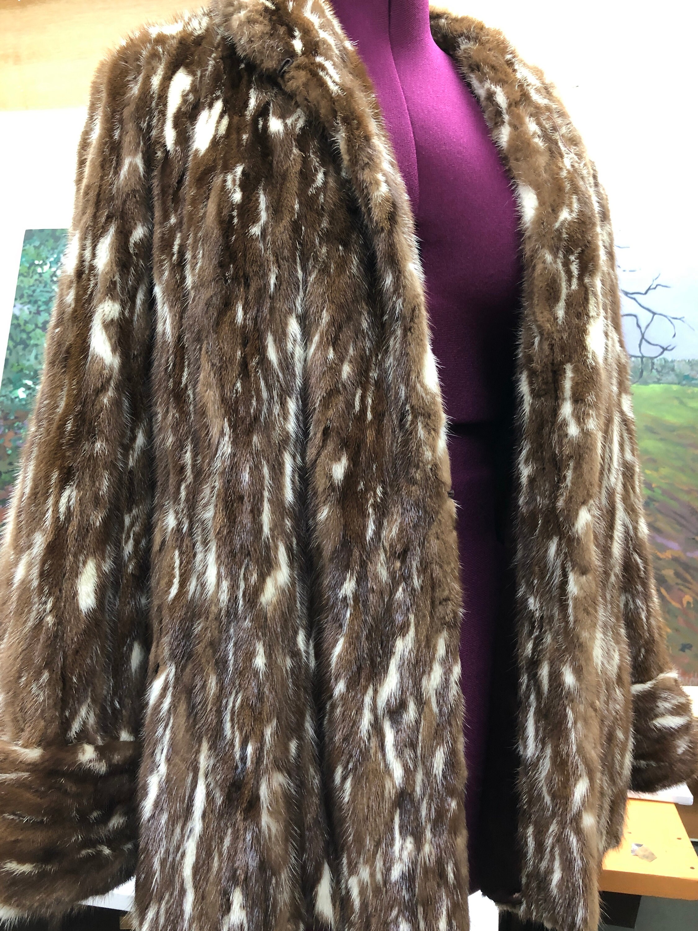 Extraordinary Vintage Spring Otter Fur Jacket With Handsewn Silk 