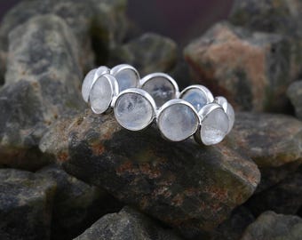 Regenbogen Mondstein Eternity Band 925 Sterling Silber stapelbar Ring