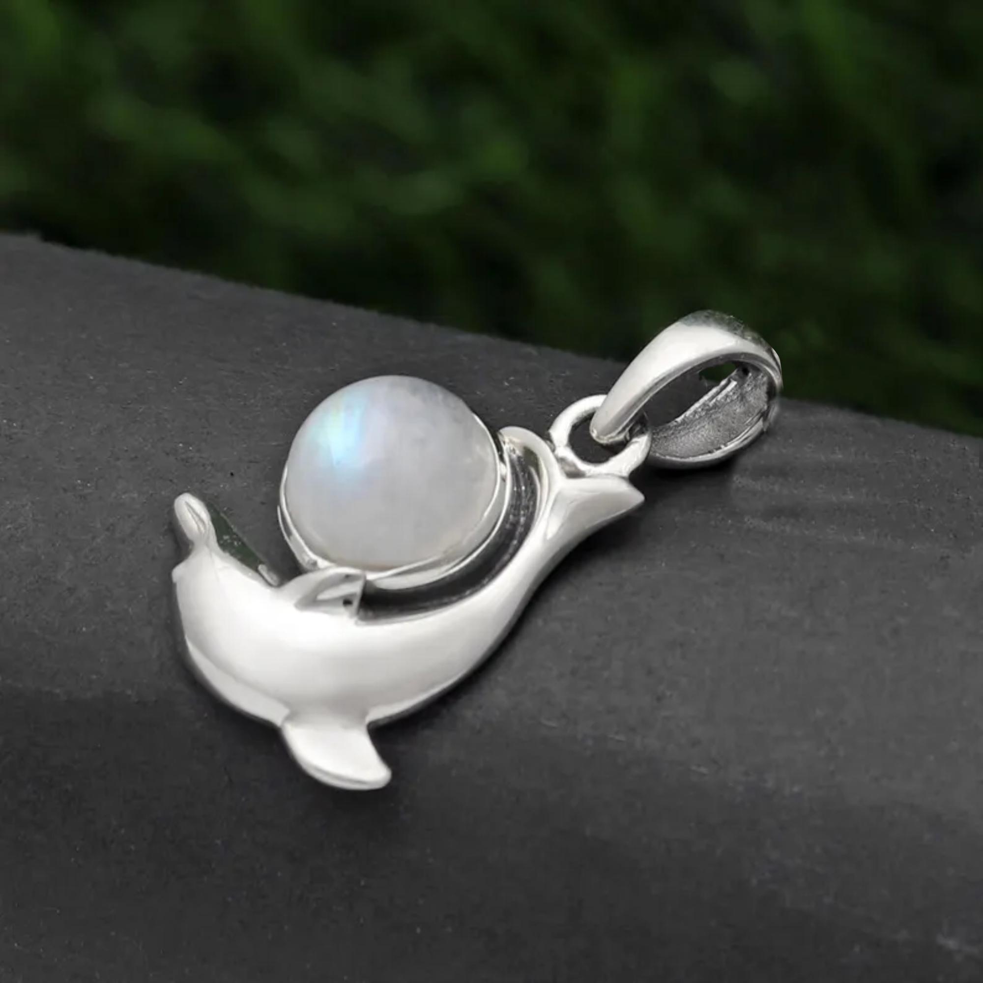 StoryEtain Hummingbird Necklace 925 Sterling Silver Daisy Pendant Necklace Moonstone Bird Necklace Jewellery Hummingbird Gifts for Women Girls Kid