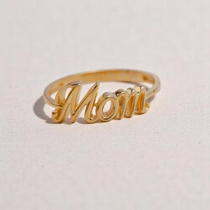 18K guldpläterad mammaring, stapelbara smycken i sterlingsilver med skrivstil