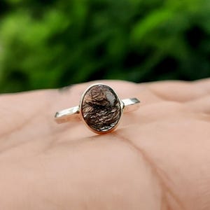 Anel de quartzo rutilado preto, anel oval de prata esterlina estilo Boho