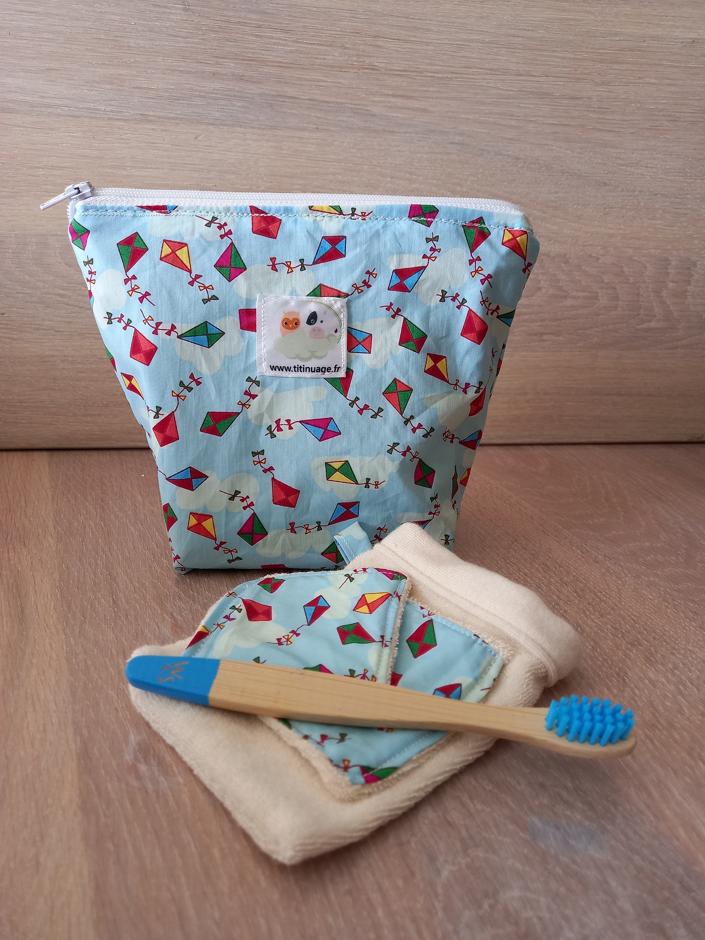 Deuter : sac à dos enfants SCHMUSEBÄR
