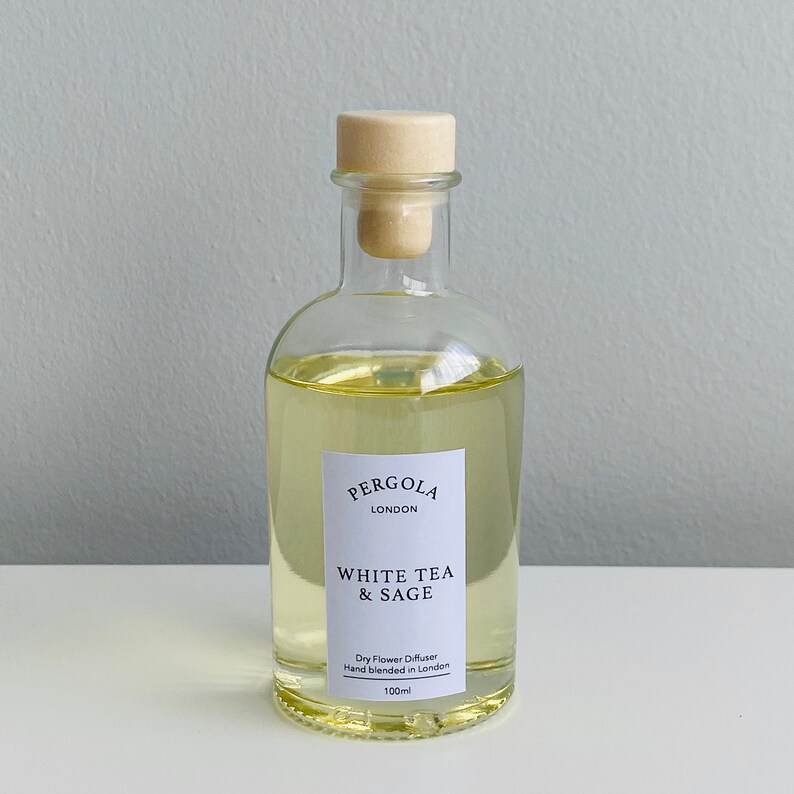 White Tea Sage Reed Diffuser - Thumbnail 3