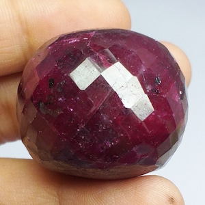 Naturalne czerwone rubinowe koraliki wiercone okrągły kształt luźne kamienie szlachetne