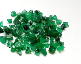 50 Crt Natural Green Brazil Emerald Rough Loose Gemstone Lot