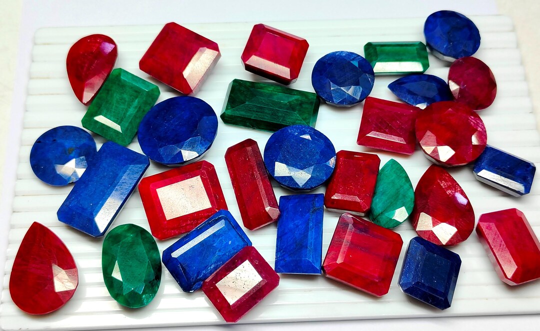 Curundum Corundum Natural Ruby Emerald Sapphire (25 to 36 Mm) Mixed Cut Loose ...