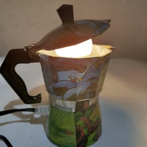 Lampada artigianale, Lampada da tavolo, Lampada caffettiera, Lampada Decoupage, Lampada fatta a mano, Lampada Design, Lampada fumetto