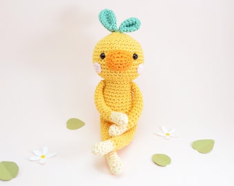 Dandy Chicken, yellow chicken crochet plush, apily mascot