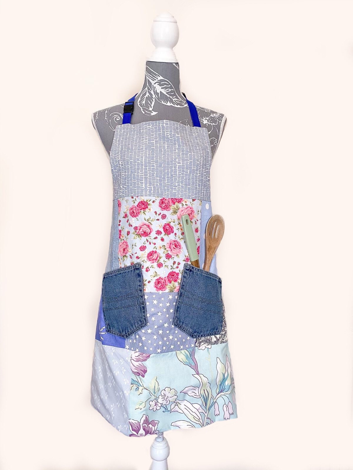 Bespoke Blue Patchwork Apron Apátalón hecho a mano Apron Etsy