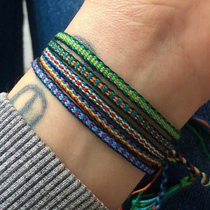 Yarn bracelet, thin woven bracelet, hippie bracelet, tie bracelet, friendship bracelet, thread bracelet for men and women.