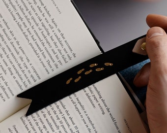 Leather bookmark,Personalized Leather Bookmark,Book Lover bookmark,Bookworm, Bookmark For Readers,Custom bookmark,3rd Wedding Anniversary