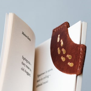 Leather bookmark,Personalized Leather Bookmark,Book Lover bookmark,Bookworm, Bookmark For Readers,Custom bookmark, corner bookmark image 1