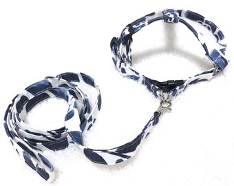 Ensemble harnais et laisse pour chien. - Harnais et laisse pour chien de type poitrine aquarelle bleu.