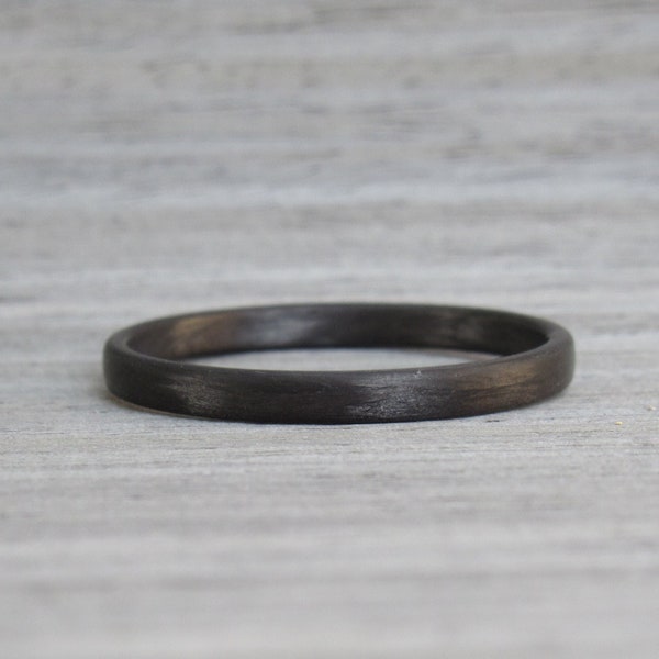Schwarzer Ehering für Frauen, Stapelring aus Kohlefaser, industrieller, minimalistischer Ring, schwarzer Ring, Stapelring