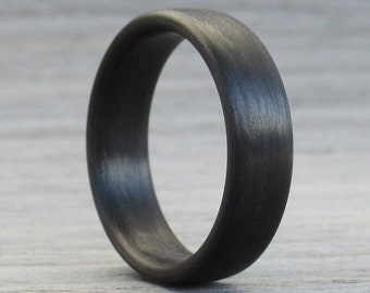 Anello in fibra di carbonio - Fede nuziale da uomo - Fede nuziale per lui - Anello da fidanzato minimalista - Anello nero - Fascia industriale