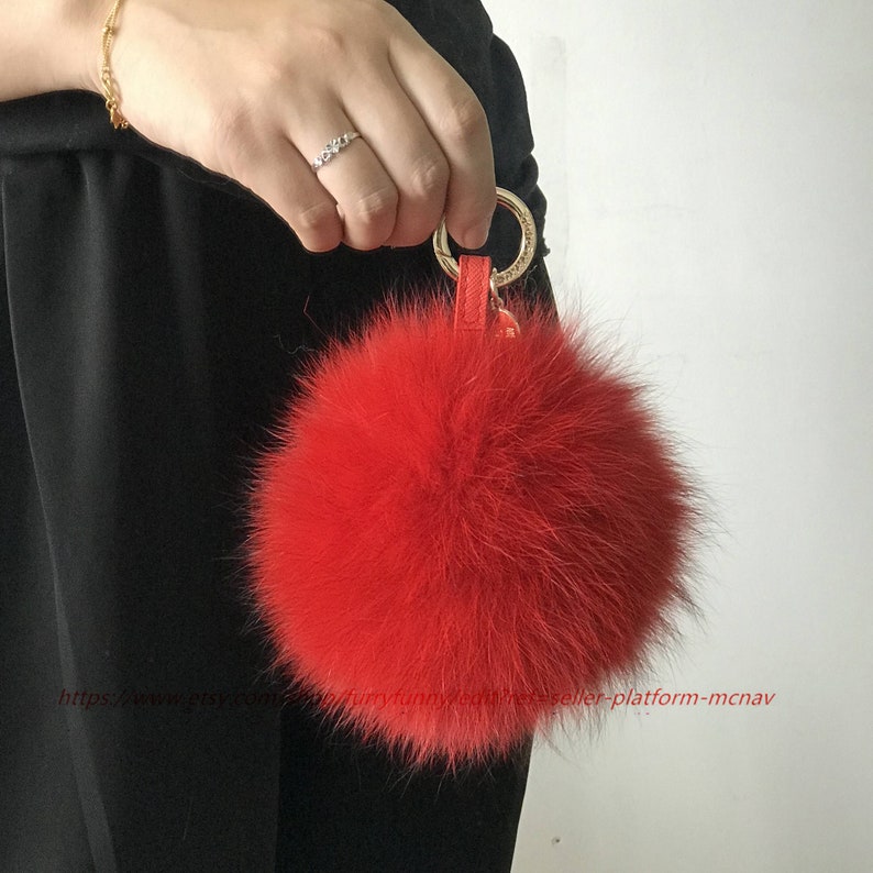car keyring pom pom