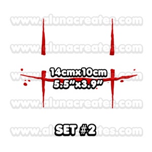 K&ouml;nnte beinhalten: Rote Farbschleier auf wei&szlig;em Hintergrund, die zwei vertikale Linien und eine horizontale Linie bilden. Der Text "14cm x 10cm" und "5.5" x 3.9" ist in Schwarz geschrieben. Der Text "SET #2" ist in Schwarz geschrieben. Der Text "www.alunacreate.com" erscheint mehrmals.