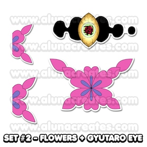 Puede incluir: Conjunto de cuatro pegatinas de flores rosas y moradas y una pegatina de ojo amarillo con fondo negro. La pegatina del ojo tiene el car&aacute;cter japon&eacute;s para "amor" escrito en ella. Las pegatinas est&aacute;n todas delineadas en blanco.