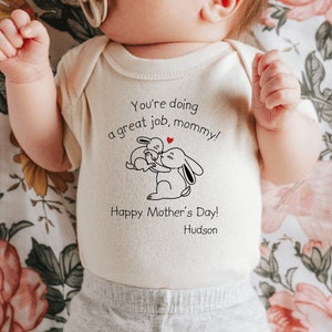 Cadeau personnalisé pour la fête des mères de bébé à maman, chemise joyeuse fête des mères, body Vous faites du bon travail pour maman, première fête des mères