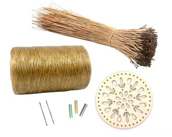 Pine Needle Korb-Kit mit 8-Unzen-Bundle Florida Long-leaf Natürliche Kiefernnadeln, 300-Yard-Natursehne, Holzsockel, Messuhren, Nähnadeln