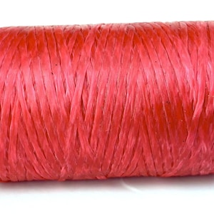 Carrete de 300 yardas de hilo de poliéster encerado con tendones de ciervo artificiales de Kulay PINK para manualidades con cuentas y costura (1 carrete individual, 5 capas, 8 onzas)