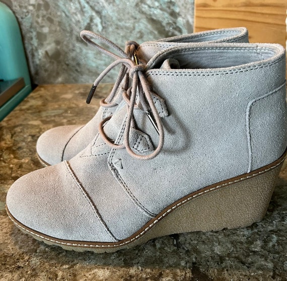 Toms Kala Desert Wedge Bootie Desert 