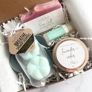 Care Package for Women, Self Care Organic Spa Relaxation Box, shower steamer spa gift set, Valentines and Mother’s Day gifts