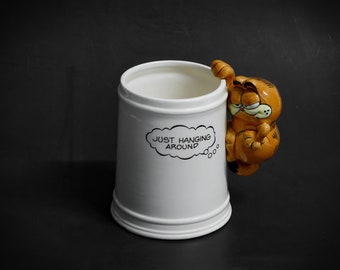 Vintage Garfield &quot;Just Hanging Around&quot; Coffee Mug