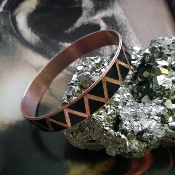 Vintage Solid Copper Triangle Pattern Bangle Brac… - image 1