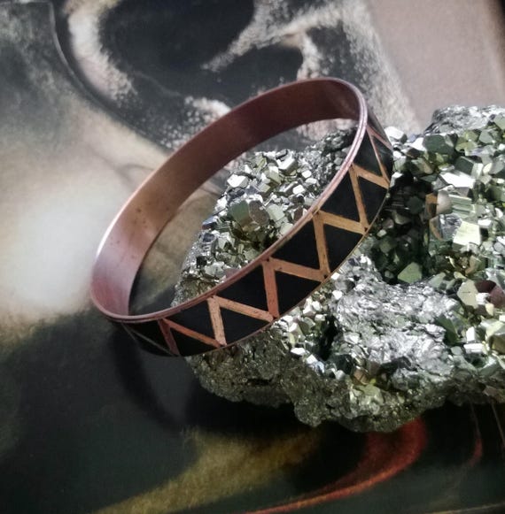 Vintage Solid Copper Triangle Pattern Bangle Brac… - image 4