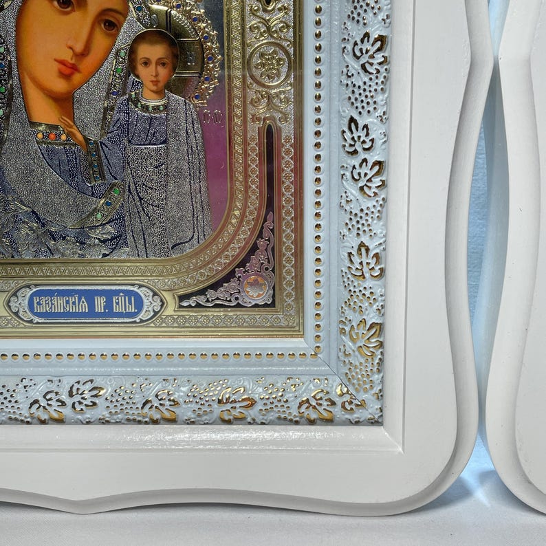 Set of two white wedding icons | Mother God | Jesus Christ | Icon in wooden frame | Icon under glass | Figured icon case | Wedding icons | image 9