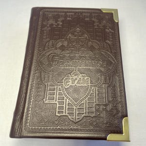 The Holy Gospel | Leather binding | Church Slavonic language | pocket | Genuine leather | Handmade | The Four Gospels | Small book |