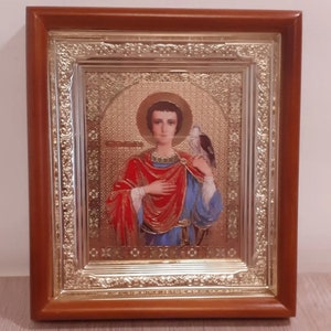 Icon in wooden frame saint martyr Trifon | Icon under glass with decoration | Orthodox icon | Lithography icon | 15x17 cm | Icon Trifon |