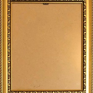 Baguette frame | Frame for the icon | Picture frame | Frame on the wall | Frame with glass | Frame 20 * 24cm | Plastic frame | Frame pattern