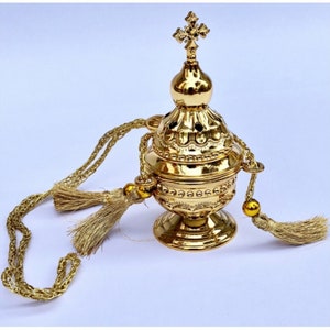 Incense in the car Golden pendant censer Incense Orthodox incense Christian incense Aroma oil Natural oil Soothing Oil Censer in a box