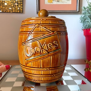 Mid-Century McCoy Barrel Cookie Jar- Made In USA.