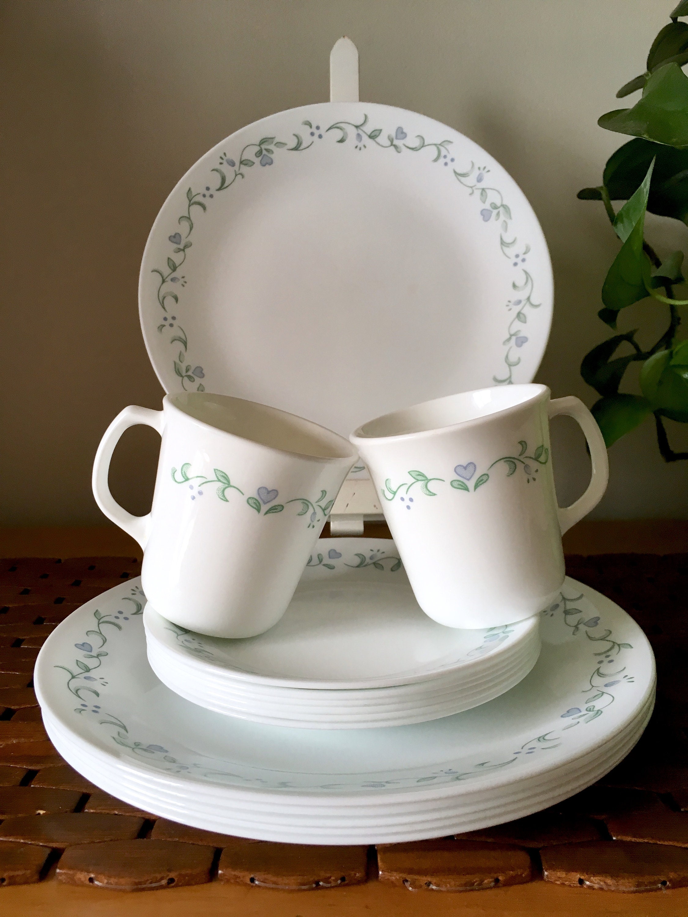 Corelle Country Cottage Dinnerware 14 Pieces. Etsy Canada