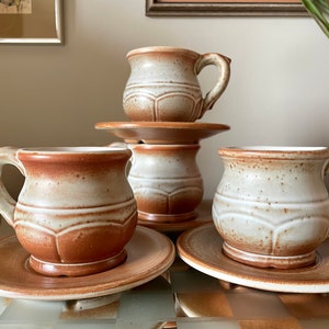 8 Pieces Beautiful Beauceware Canada Pottery Cups And Saucers Set- Champlain Series- 1970s.