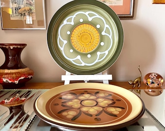 Pair Of Vintage Japanese Stoneware Serving Plates.